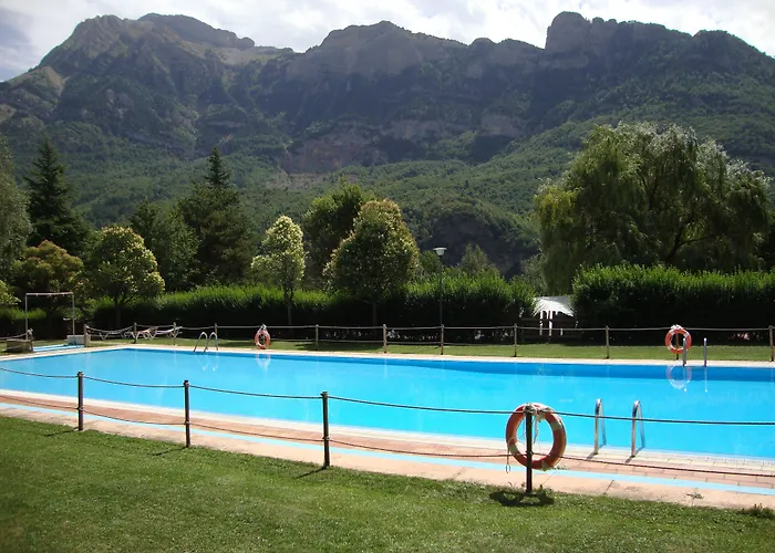 Complejo Formigal 3000 3* Búbal